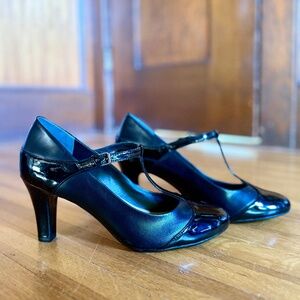 NEW Black Patent Leather Mary Jane Pumps Heels, Memory Foam, by Giani Bernini, 9
